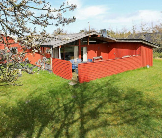Leuke Cottage Bij Ulfborg Met Een Overdekt Terras