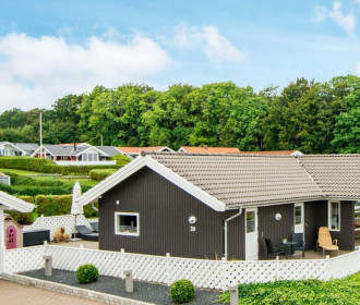 Moderne Kindvriendelijke Woning In Sjølund Met